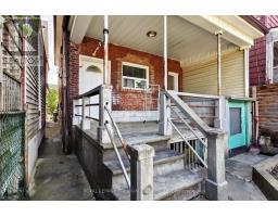 28 Garden Avenue, Toronto, ON M6R1H6 Photo 17
