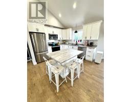 12 Harvey Wight Crescent thumbnail 14