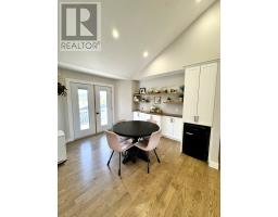 12 Harvey Wight Crescent thumbnail 15