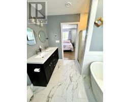 12 Harvey Wight Crescent thumbnail 20
