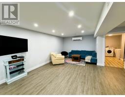 12 Harvey Wight Crescent thumbnail 36