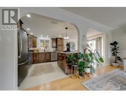 31 Carberrys Road thumbnail 12