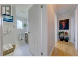 31 Carberrys Road thumbnail 25