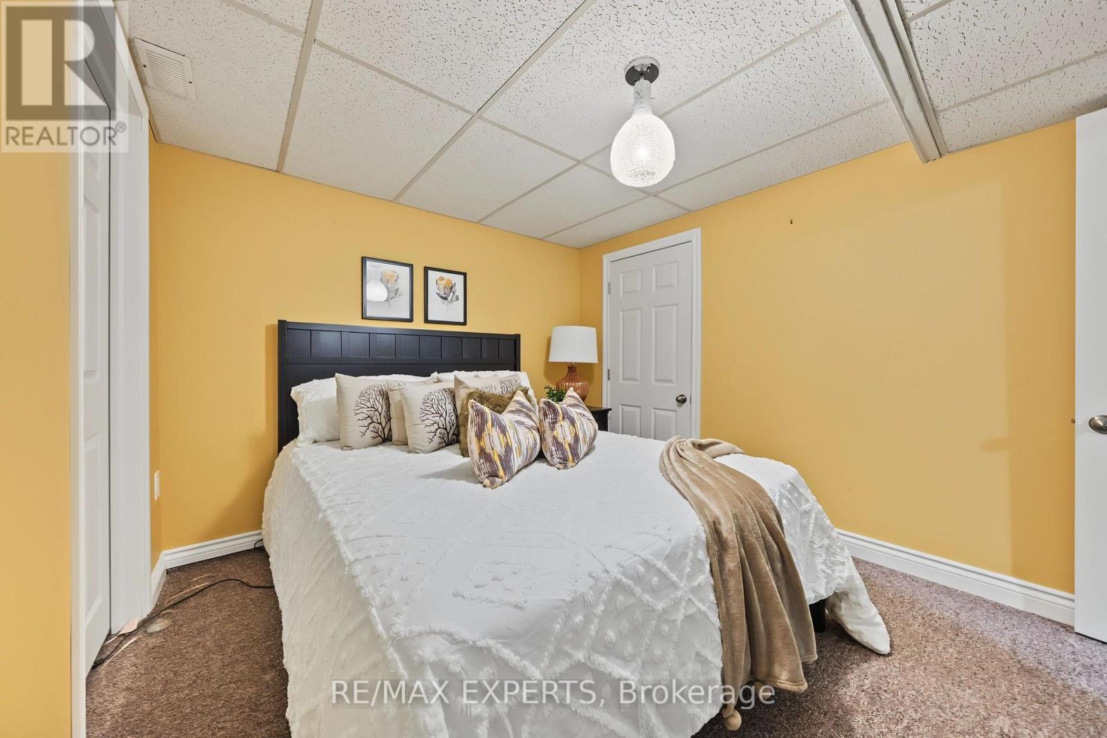 79 OLIVE STREET - Image 31