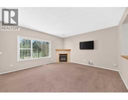 4pc Bathroom - 275 Panatella Circle Nw, Calgary, AB T3K5Y1 Photo 14