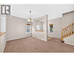 Family room - 275 Panatella Circle Nw, Calgary, AB T3K5Y1 Photo 17
