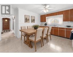 1081 Kenaston Street, Ottawa, ON K1B3P8 Photo 18