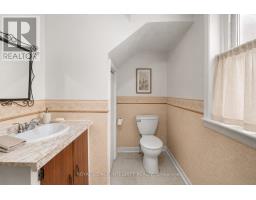 1081 Kenaston Street, Ottawa, ON K1B3P8 Photo 21