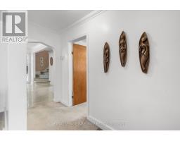 1081 Kenaston Street, Ottawa, ON K1B3P8 Photo 13