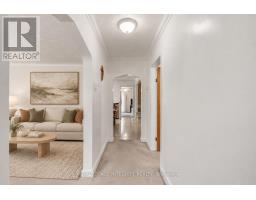 1081 Kenaston Street, Ottawa, ON K1B3P8 Photo 8