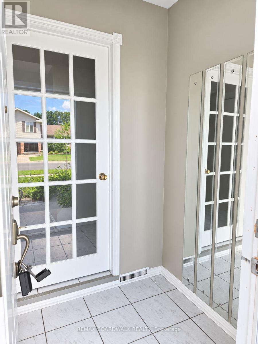 1369 LOCHIEL STREET - Image 5