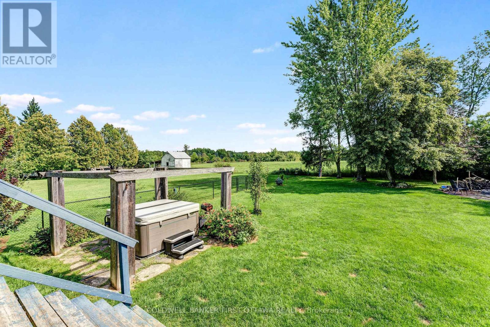 2335 TENNYSON ROAD - 26