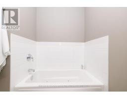 7653 Mulhern Street, Niagara Falls, ON L2H1B2 Photo 19