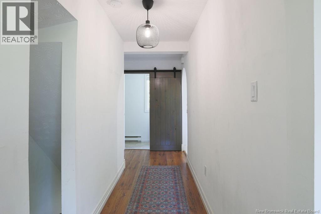 25 Hillsview Crescent - Image 11
