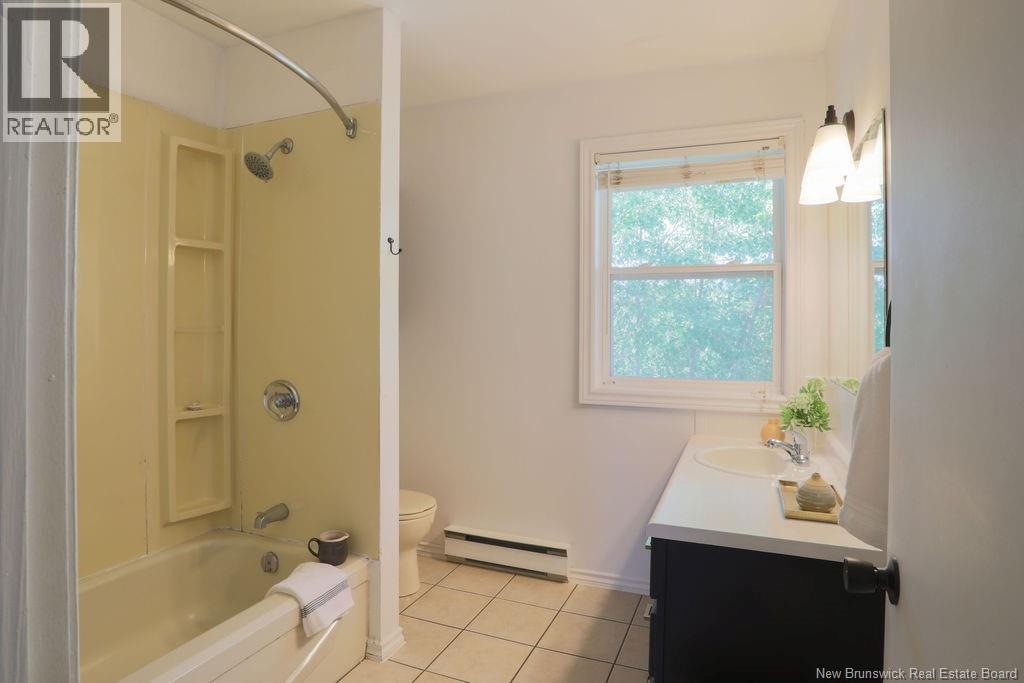 25 Hillsview Crescent - Image 25