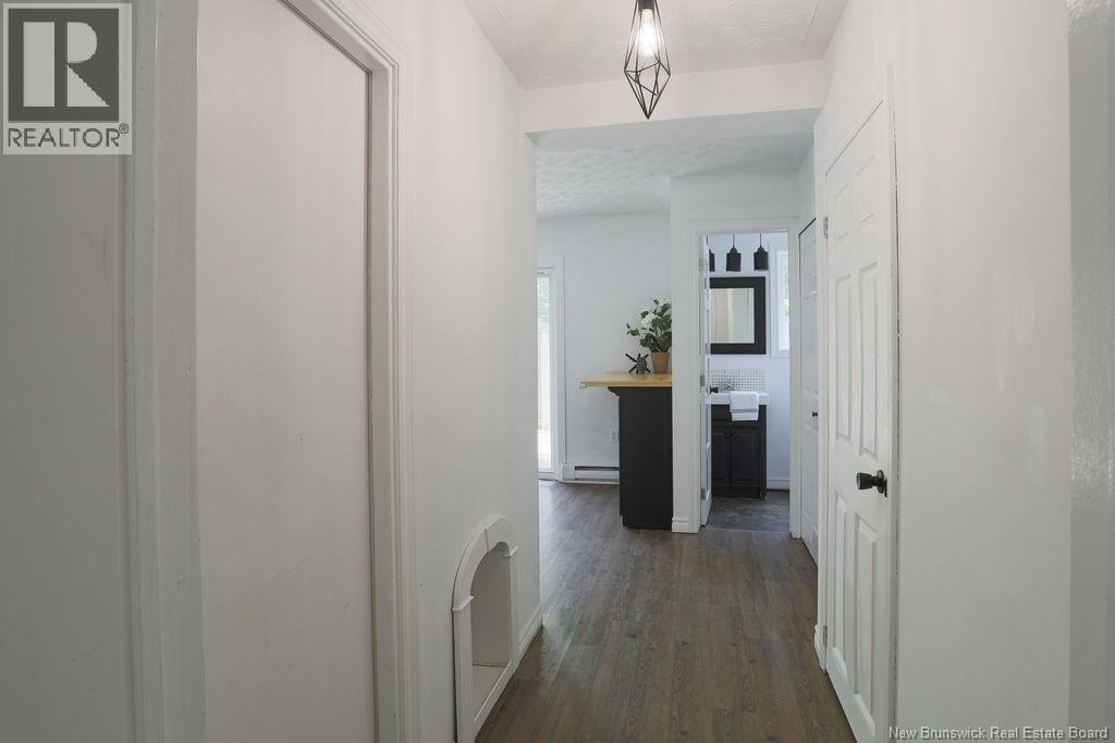 25 Hillsview Crescent - Image 30
