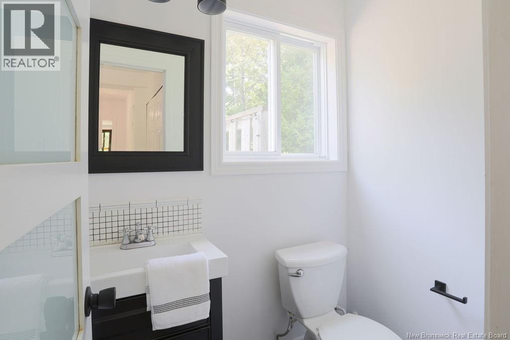 25 Hillsview Crescent - Image 33