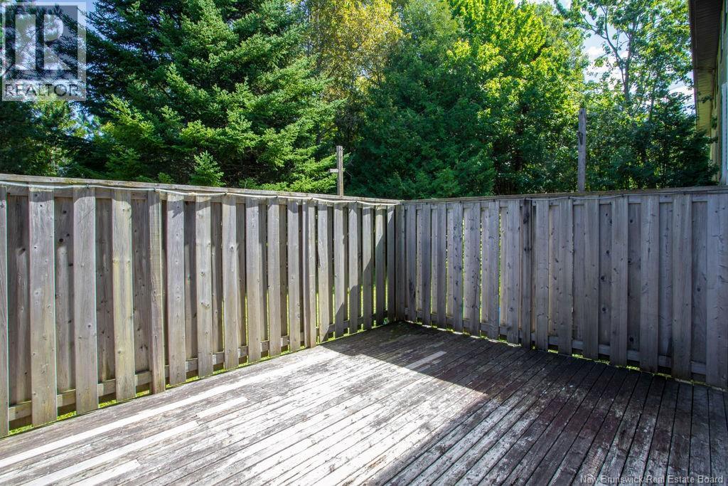 25 Hillsview Crescent - Image 36