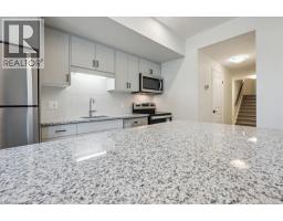 15 Stauffer Woods Trail Unit# 7, Kitchener, ON N2P0L1 Photo 10