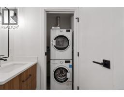 306 515 Chatham St, Victoria, BC V8T1E1 Photo 8