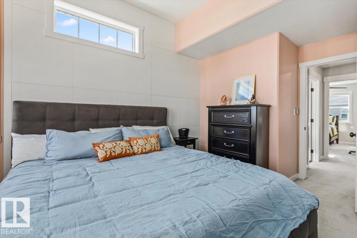 #22 150 EVERITT DR - 21