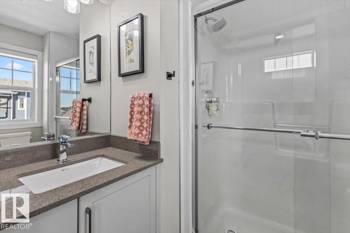 #22 150 EVERITT DR - 23