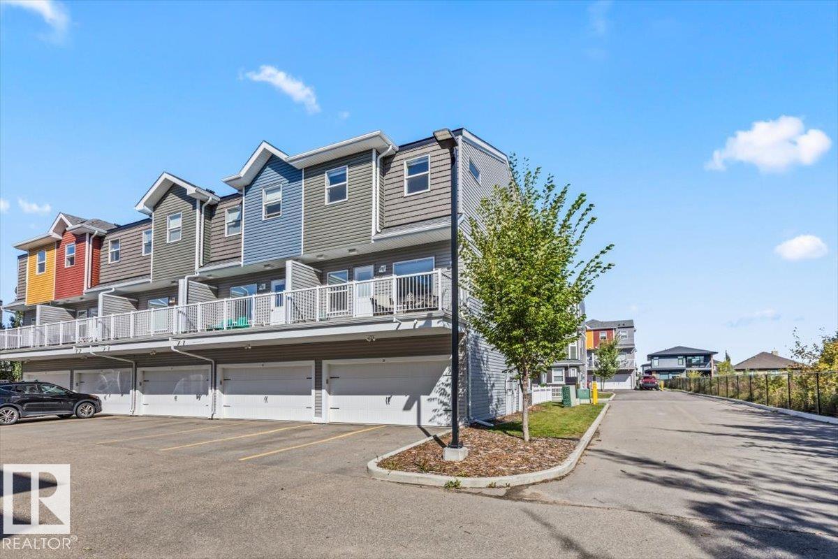 #22 150 EVERITT DR - 31