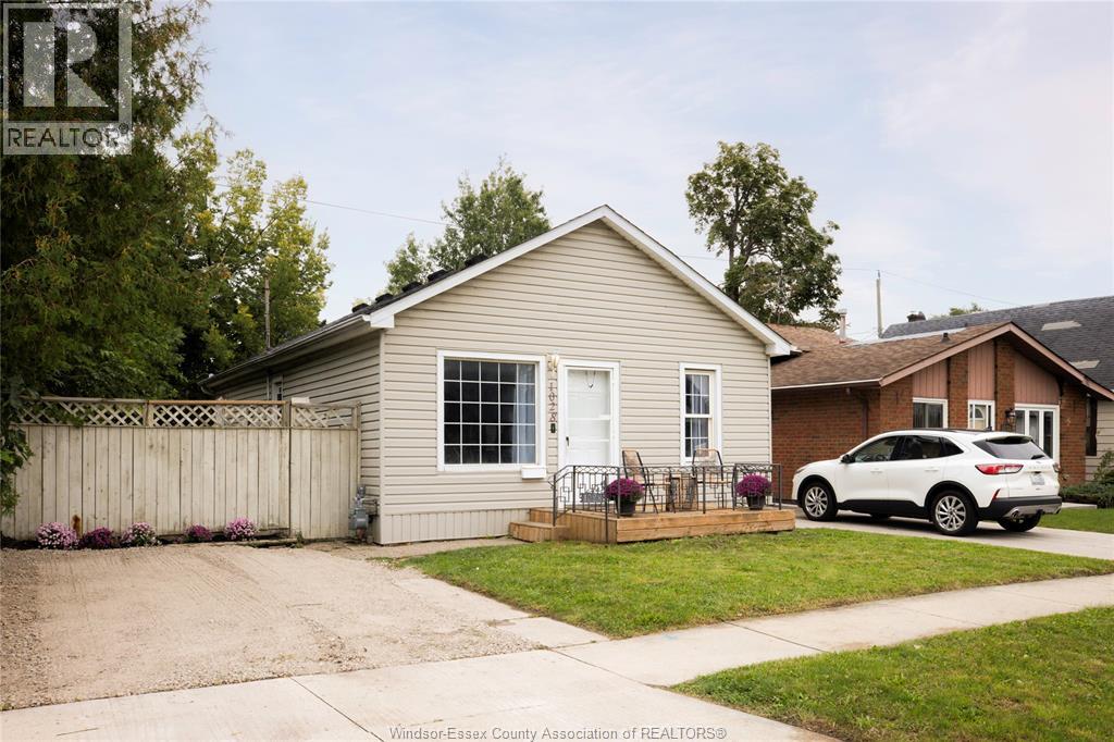 1028 REEDMERE ROAD - 2
