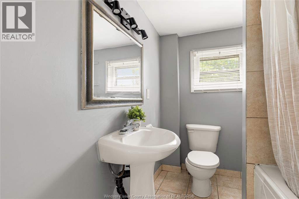 1028 REEDMERE ROAD - 15