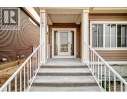 182 Lanark Gate SE - photo 2