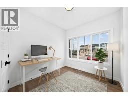 182 Lanark Gate SE - photo 5