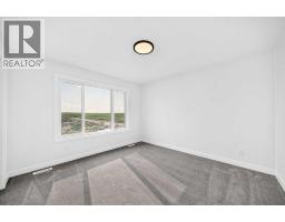 182 Lanark Gate Se, Airdrie, AB T4A3R7 Photo 18