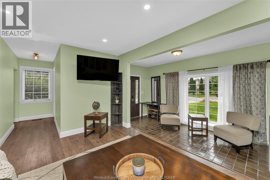 4236 ROSELAND DRIVE East - 10