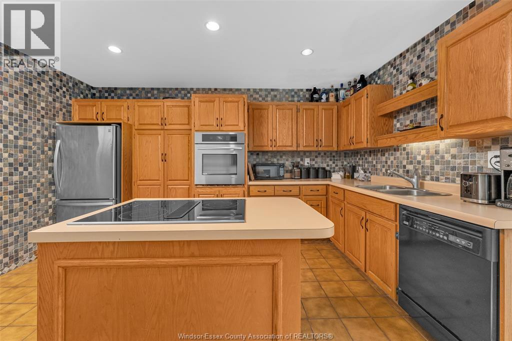 4236 ROSELAND DRIVE East - 13
