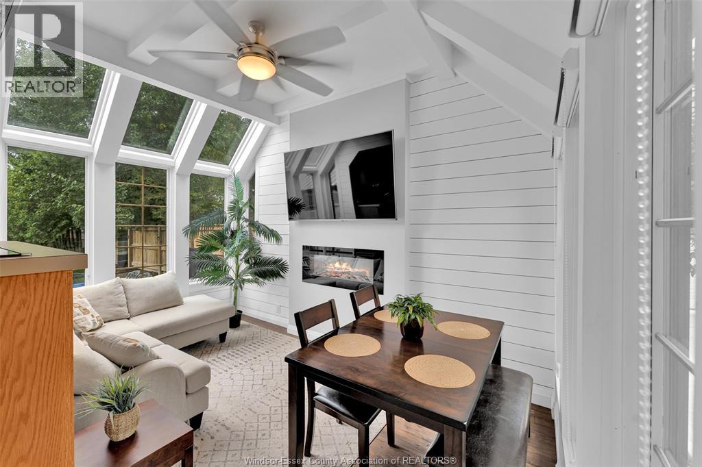 4236 ROSELAND DRIVE East - 16