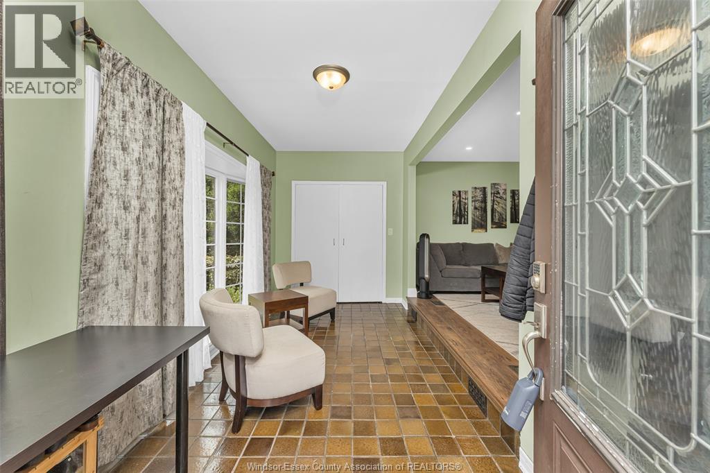 4236 ROSELAND DRIVE East - 6