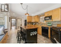 Family room - 4614 Colonel Talbot Road, London South, ON N6P1E4 Photo 12