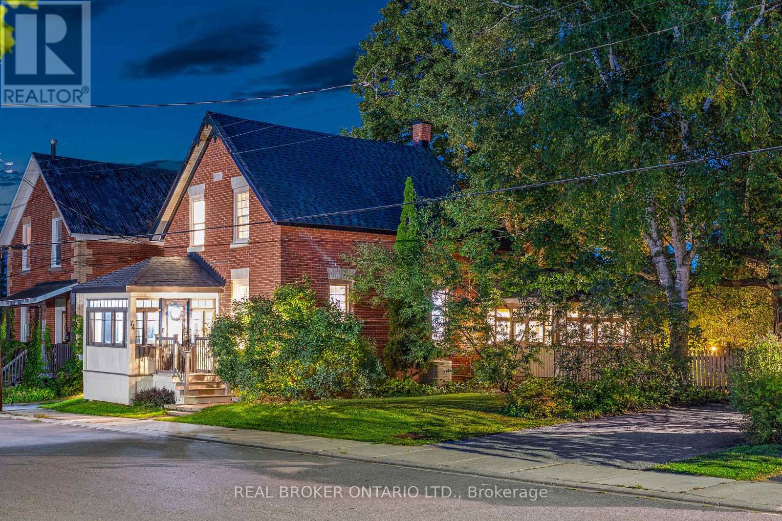 74 HERRIOTT STREET - 2