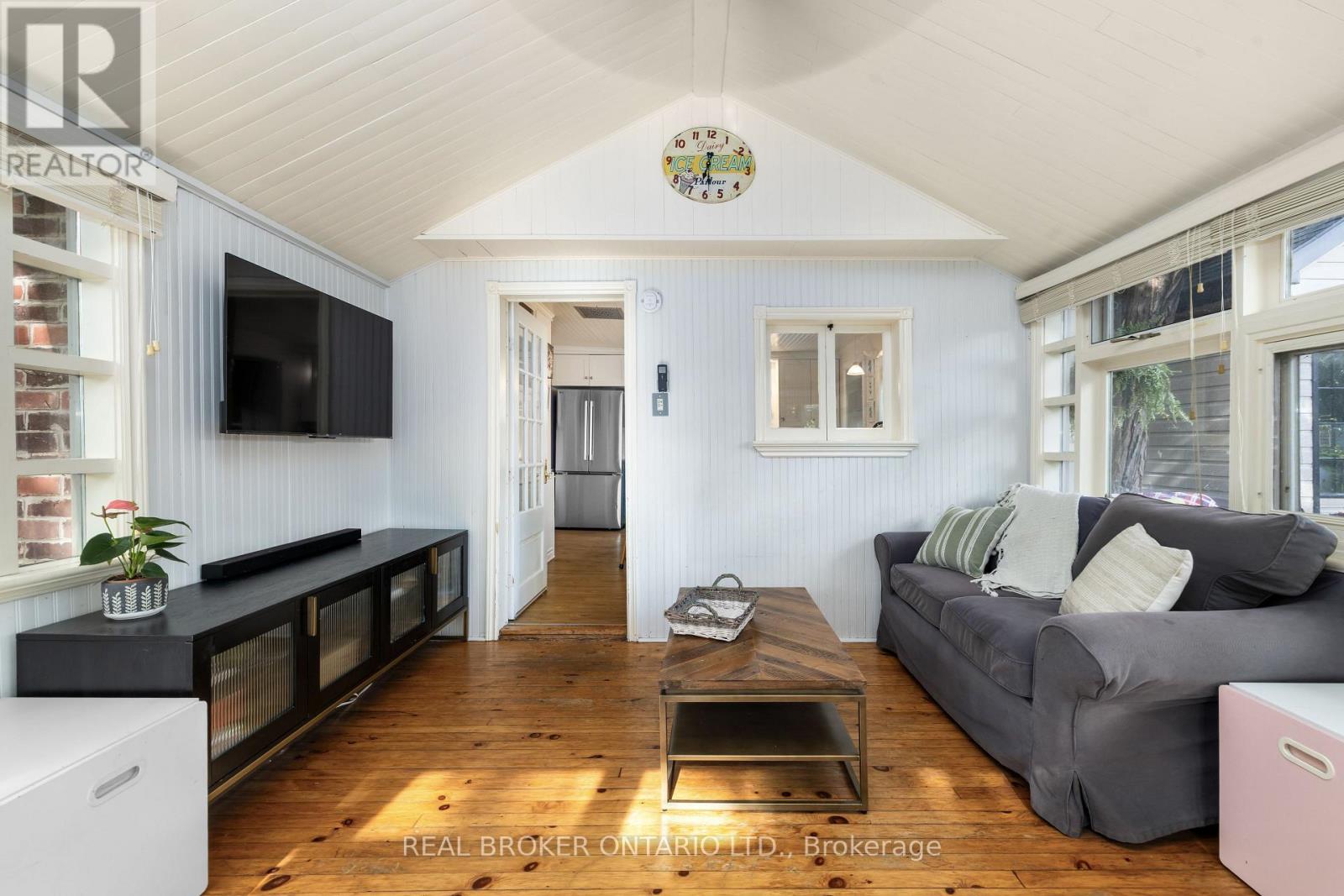 74 HERRIOTT STREET - 23