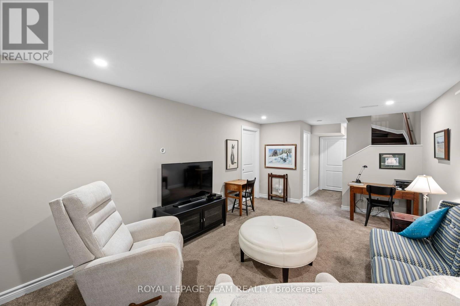 249 KIMPTON DRIVE photo 21