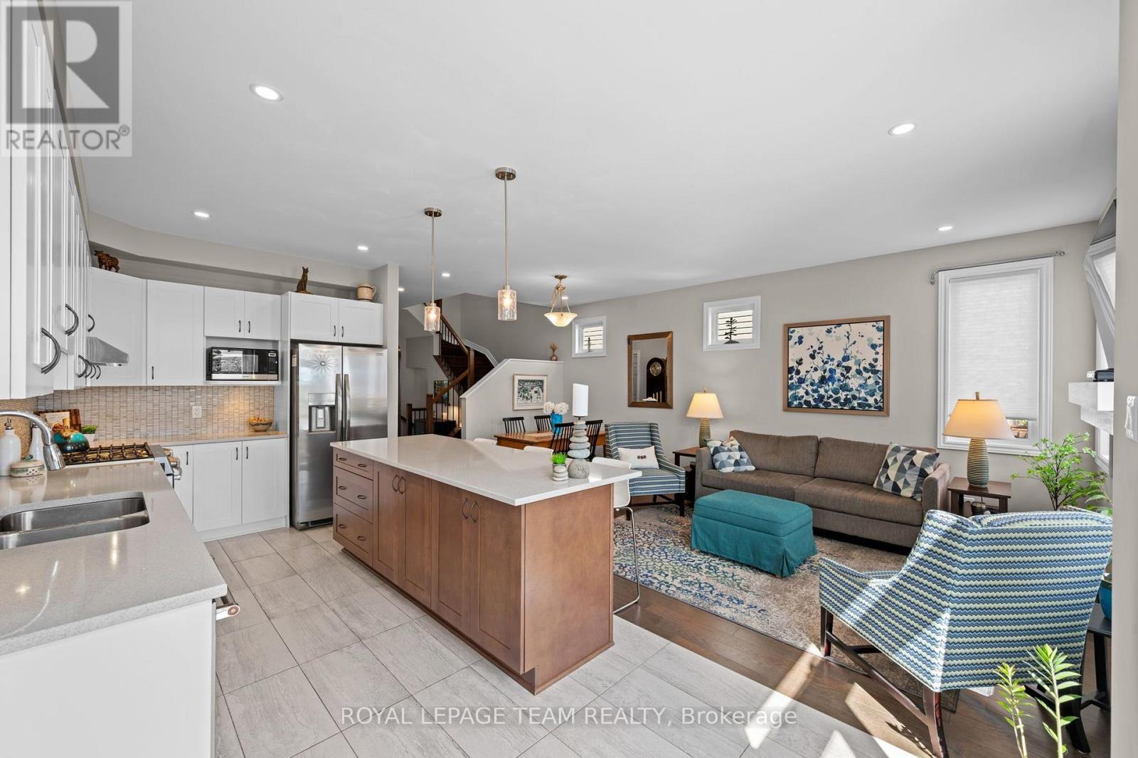 249 KIMPTON DRIVE photo 8
