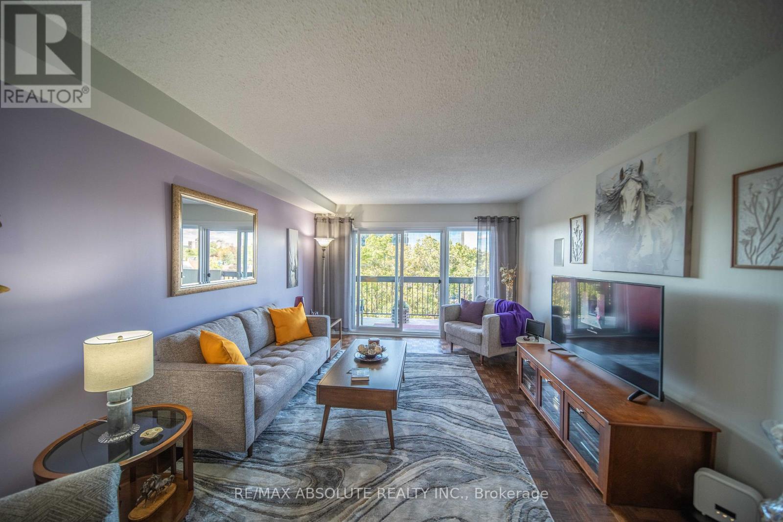 #510 158 A MCARTHUR AVE AVENUE - 14
