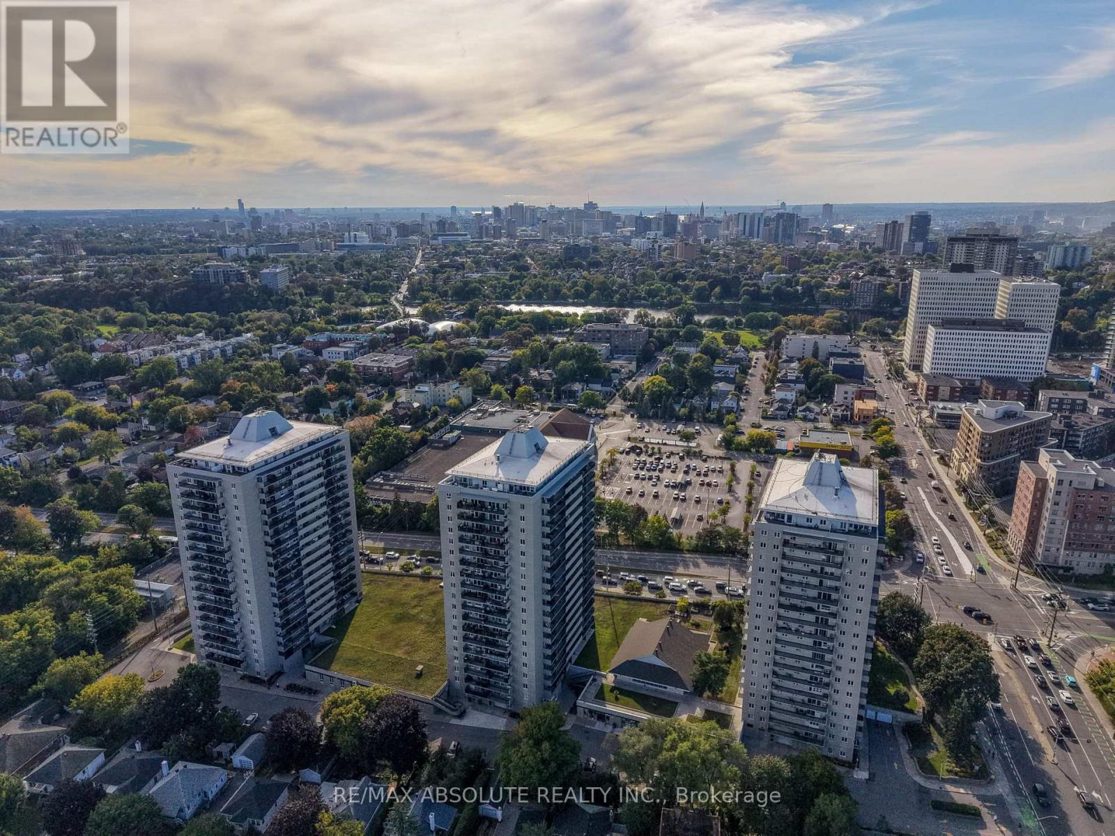 #510 158 A MCARTHUR AVE AVENUE - 27