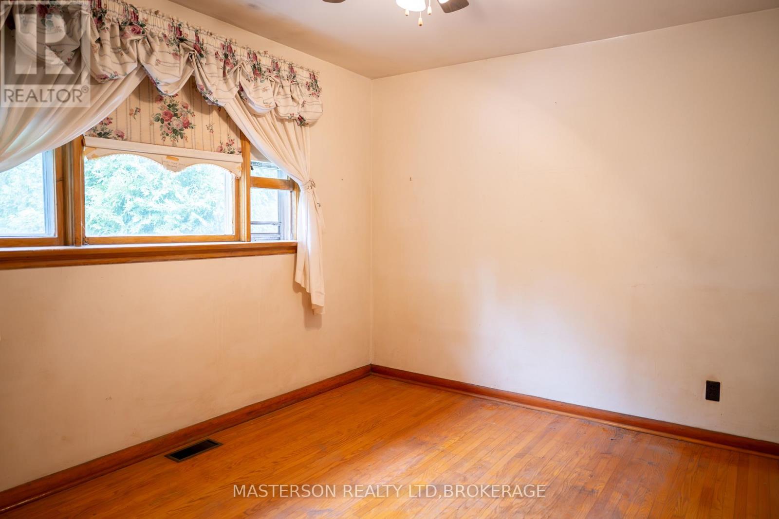 6519 DUNN STREET - 10