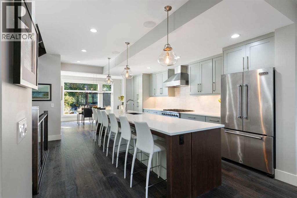 2106 27 Avenue SW - 8