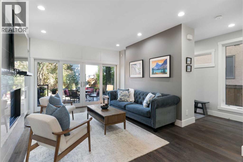 2106 27 Avenue SW - 9
