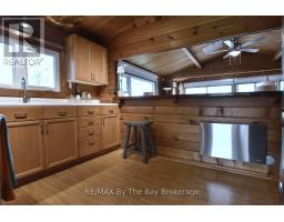 39 Old Mosley Street, Wasaga Beach, ON L9Z2J8 Photo 10
