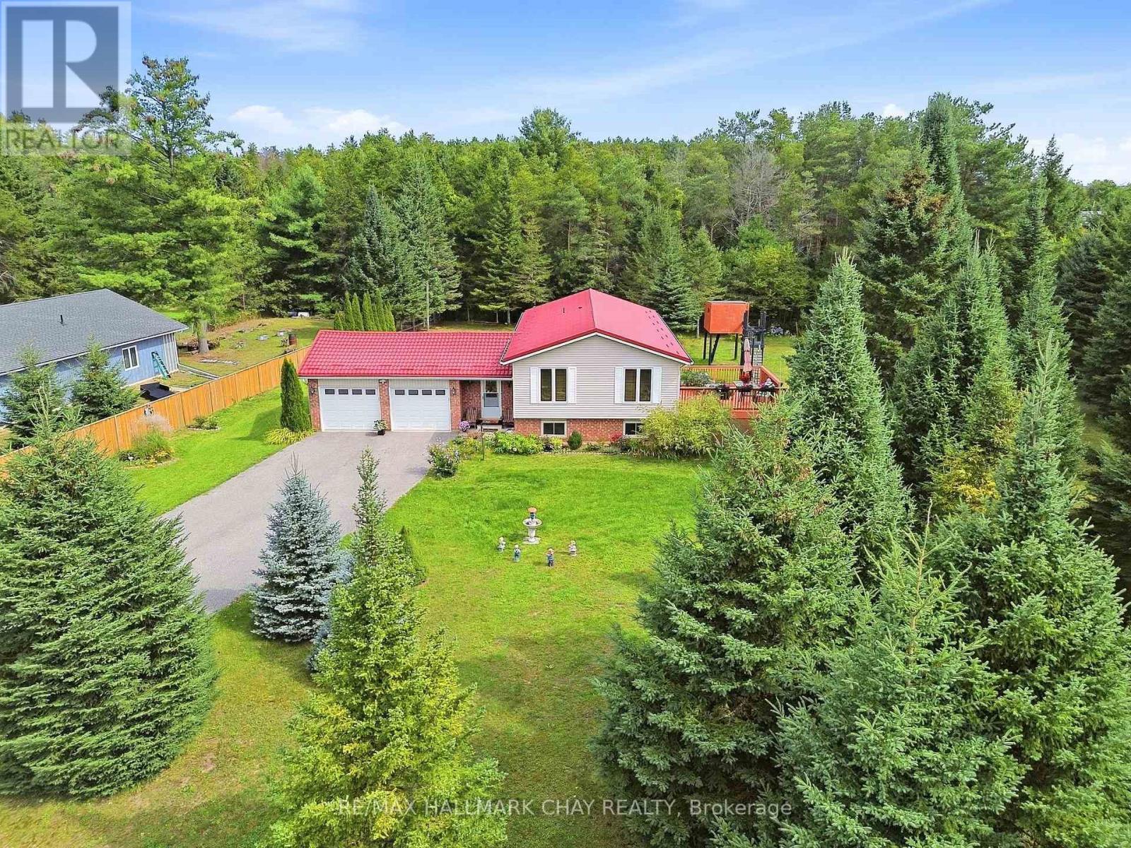 8871 Mckinnon Road, Essa, Ontario, L0M1B4, Essa, Ontario — photo 2 of 5
