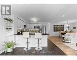 370 Silken Laumann Drive, Newmarket, ON L3X2J1 Photo 17