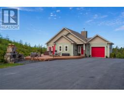 94 Amber Drive thumbnail 11